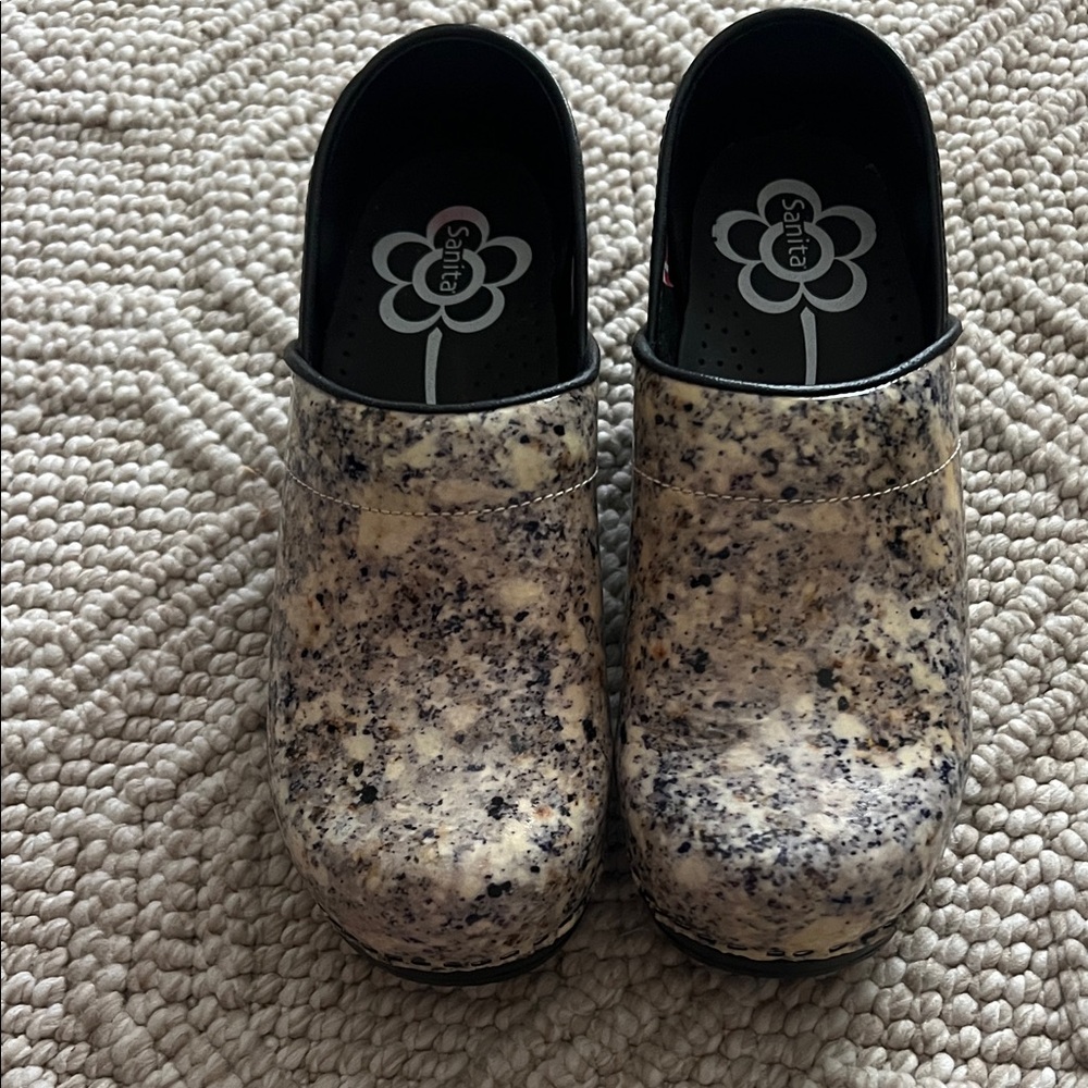 Sanita Speckled Cream and Black Clogs. Size 38